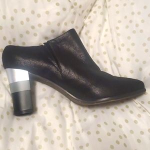Antelope shoes, size 40, black soft leather,